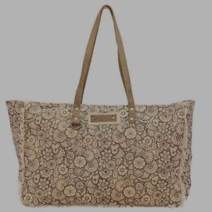 NWT! Myra Weekender Bag Perennial